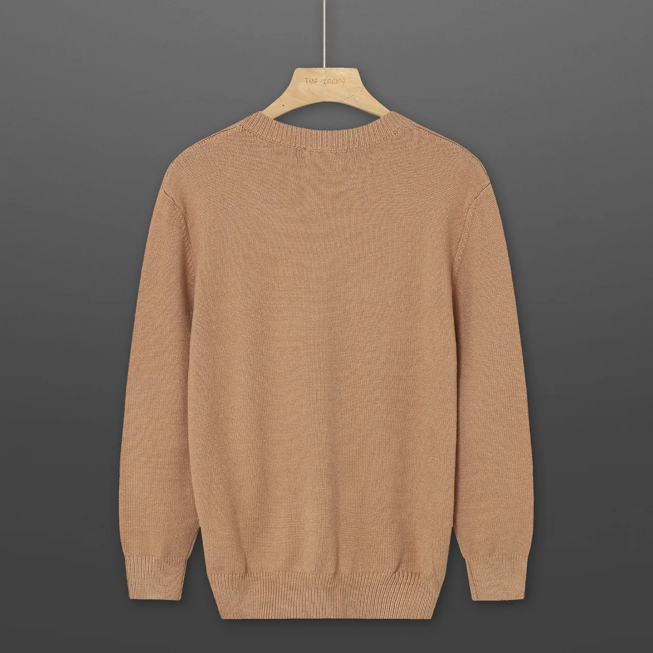 P200 2025 Ralph Lauren #ootddailywear #Autumn-Winter Sweater #Knitted Sweater Outfit #ralph lauren sweater #Can be worn by both men and women [Star R] I finally waited until the Ralph men’s twist v-neck sweater was put on and it’s finally here! [Fireworks R][Fireworks R][Fireworks R] The hottest sweater [Celebration R] Limited edition every year. There won’t be many styles in the store! Ralph Lauren men's V-neck sweater [Fire R] has a really nice shape. It can be worn alone or as a jacket. It can be worn on the outside [Rose R] or worn with a shirt inside ~ 100% pure cotton #Practical wear,, style number, 8025. Color, original white, navy blue, khaki, gray, size S to XL to celebrate